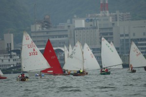 木造艇部門のレースシーン